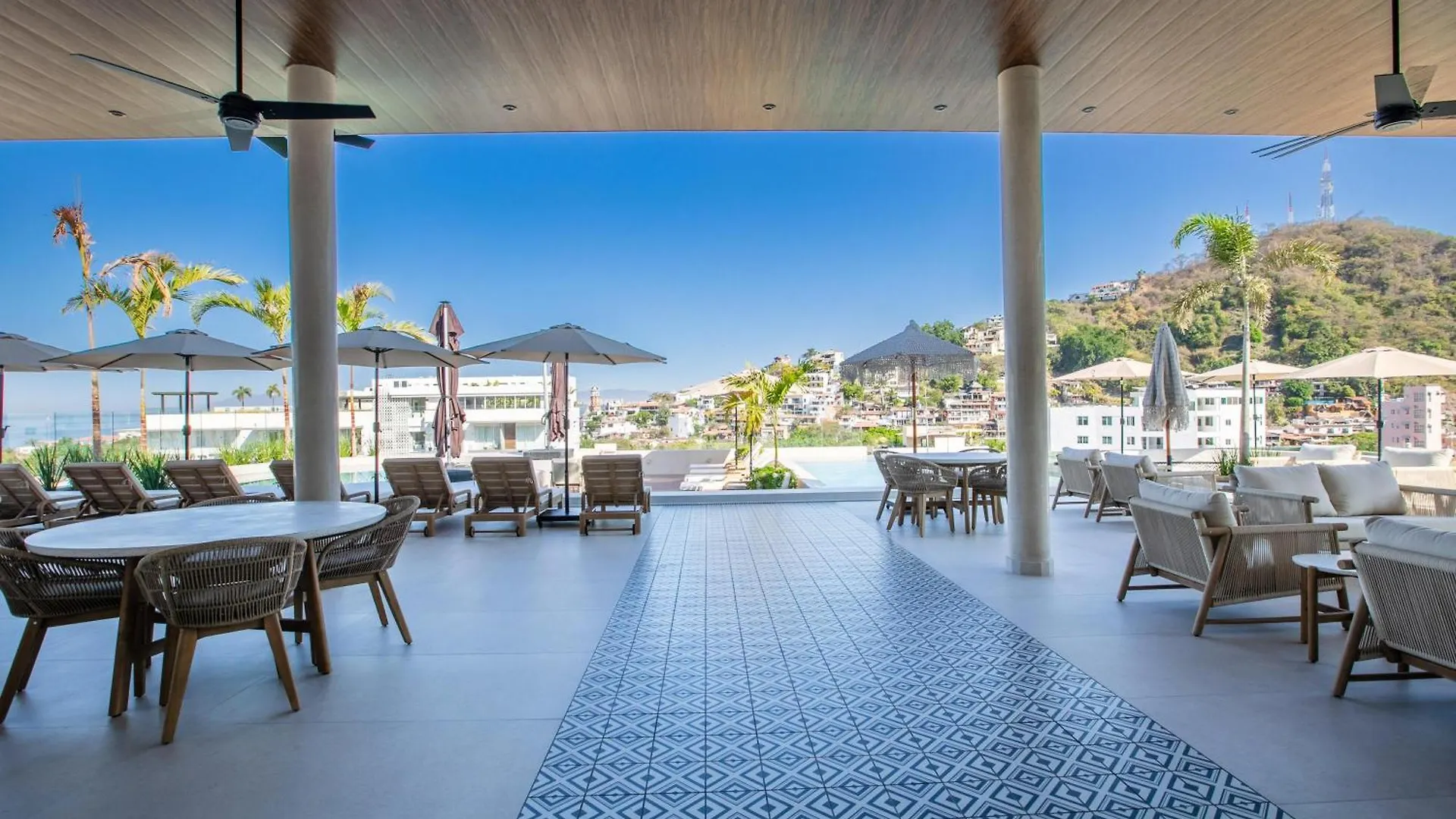 Luxury Dvine Stay - Rooftop Pool In Romantic Zone Puerto Vallarta Holiday home